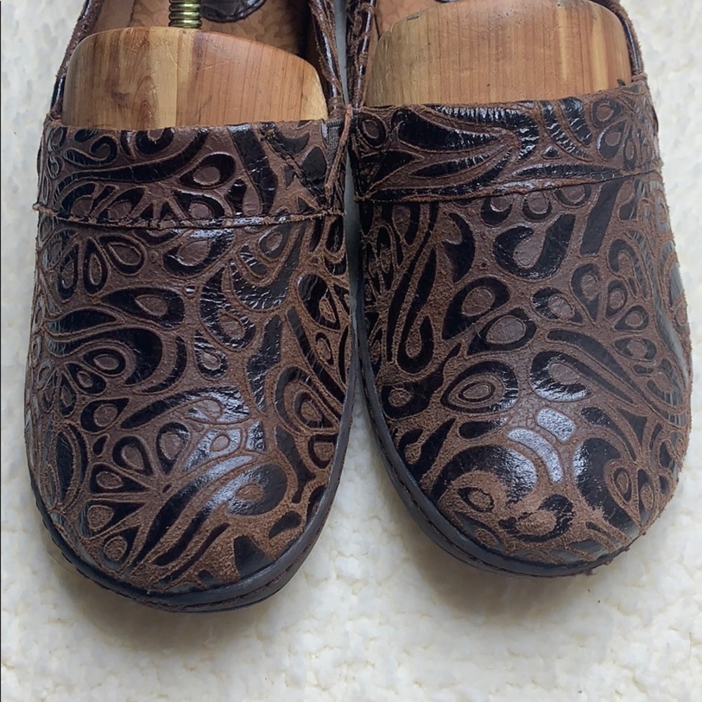 BOC Born Concept brown paisley shoes mules - Picture 2 of 15